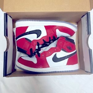 Brand new Air Jordan 1 Spider-Man origin story